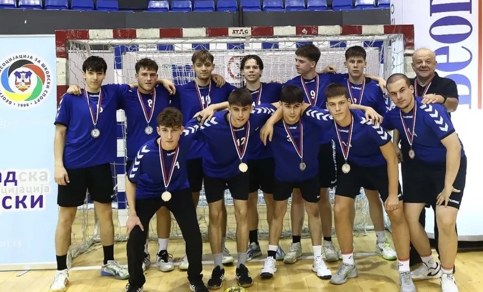 Izuzetan uspeh naših rukometaša – srebro na Gradskom takmičenju