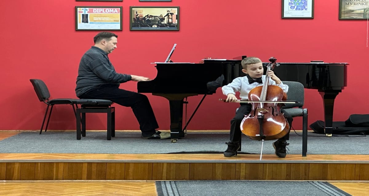 Treći javni čas — učenici osnovne muzičke škole