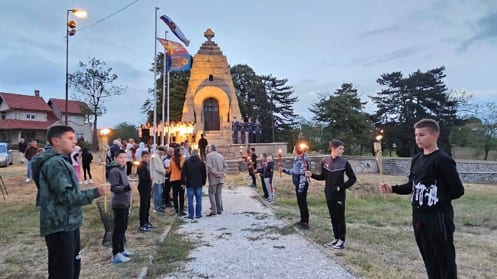 Polaganje venaca i odavanje počasti Đačkom bataljonu ,,1300 kaplara“