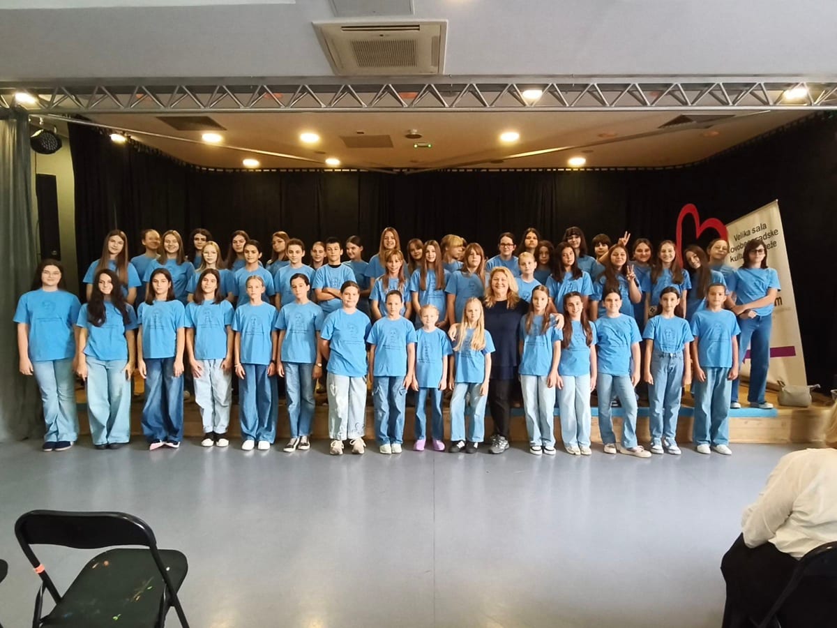 Nastup hora naše škole na Trećem novobeogradskom inkluzivnom festivalu